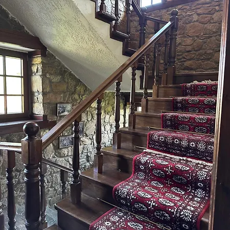 Agonari 3* Sklíthron