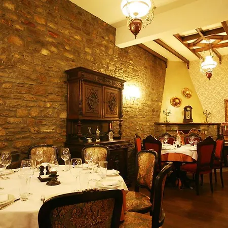 Agonari Guest house